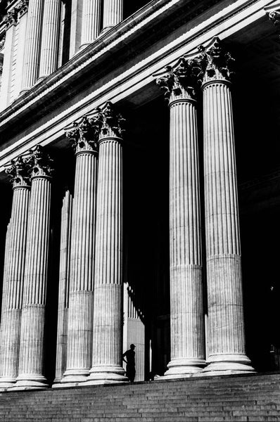 Figure at St. Pauls